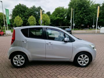 Opel Agila